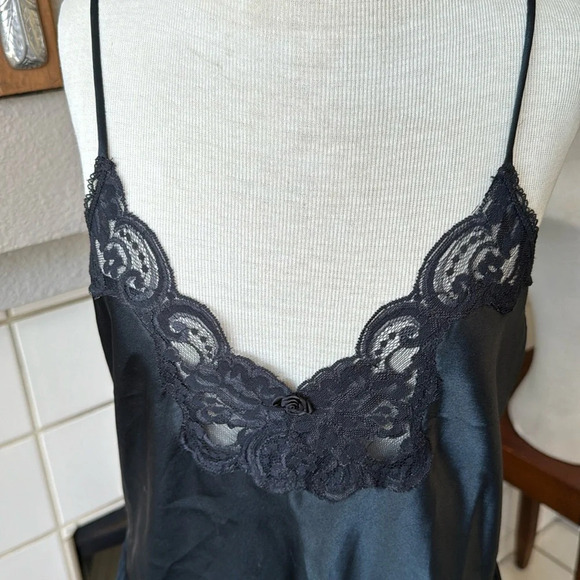 Lucie Ann Peignoir black Robe w/ matching nightgown full swing set Size L - Picture 6 of 14